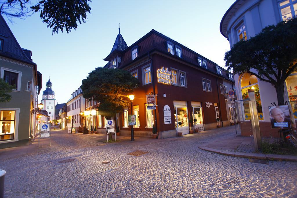 Stadthotel Engel Ettlingen Exterior foto