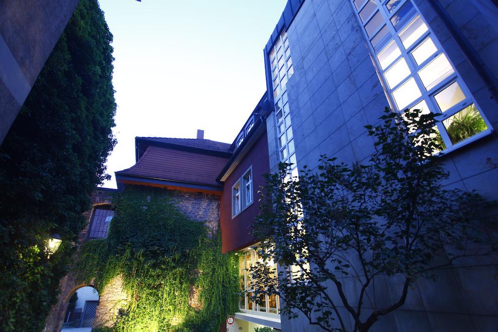 Stadthotel Engel Ettlingen Exterior foto